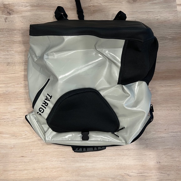 Dog Backpack Carrier - Picture 2 of 6